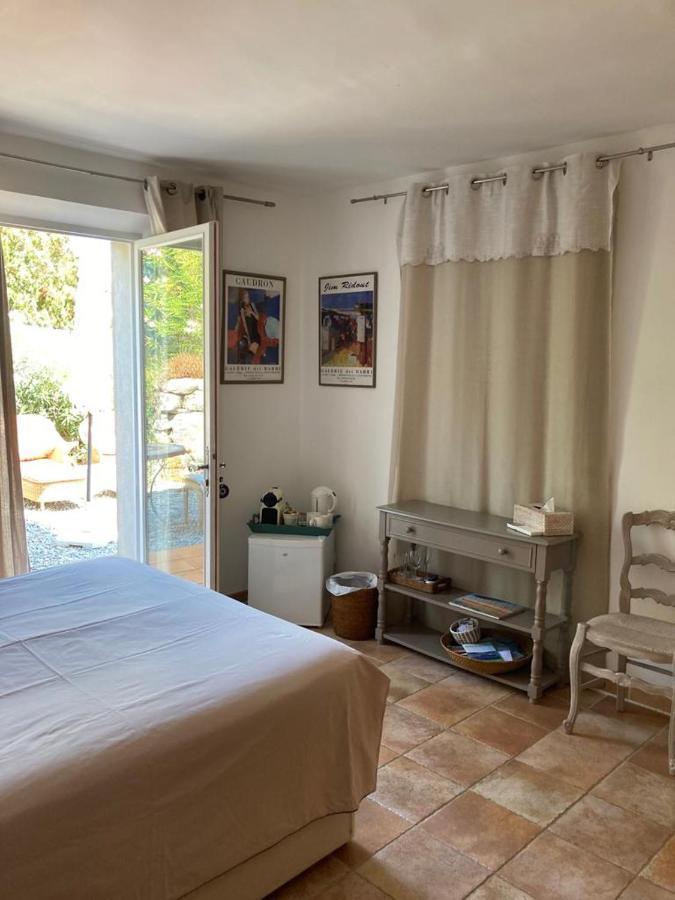 Bed and Breakfast Lone Star House Sainte-Maxime Esterno foto